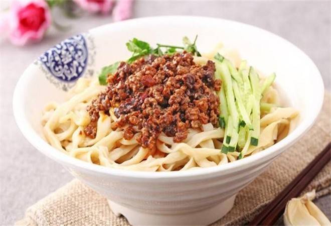 宫酱李老北京炸酱面