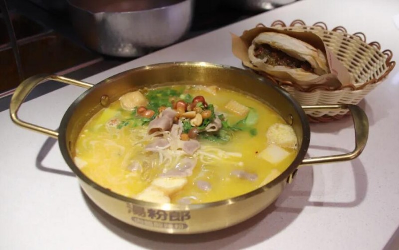 湯粉郎肉醬酸辣粉加盟