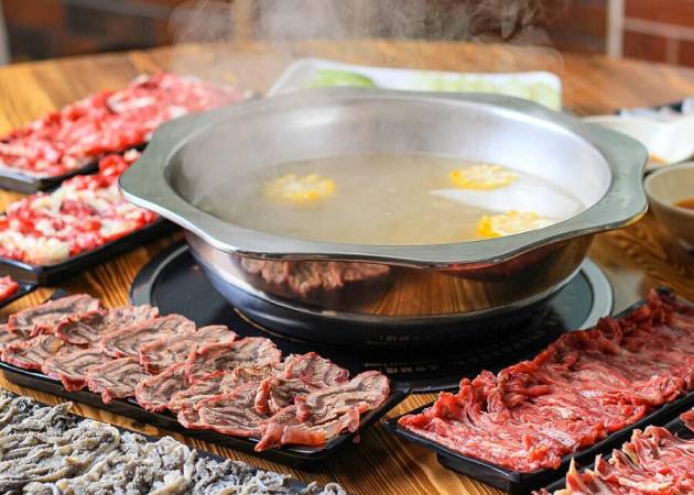 郭淑芬鲜切牛肉自助老火锅