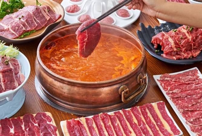 郭淑芬鲜切牛肉自助老火锅