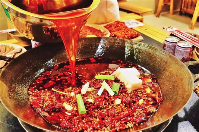 千年通遠門老城墻火鍋