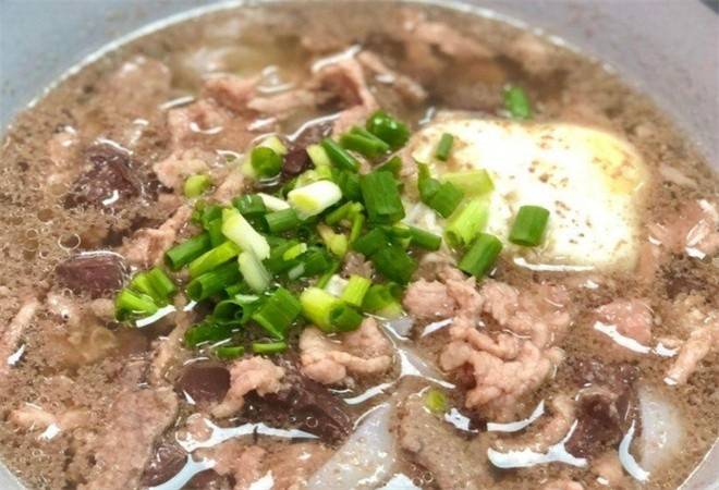 屠小二杀猪肉粉