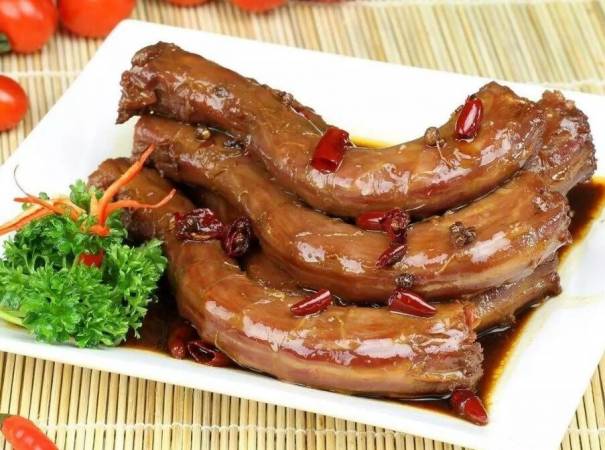 川卤源现捞鸭脖