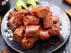 川鹵源現(xiàn)撈鴨脖