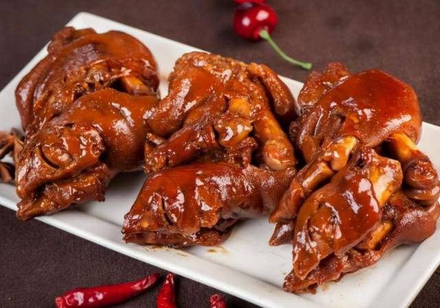 阿韦家热卤猪蹄