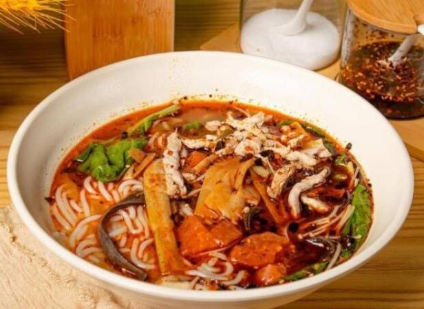 傣二叔云南特色米线