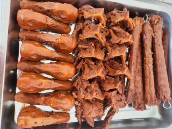 辣不归精品鸭货