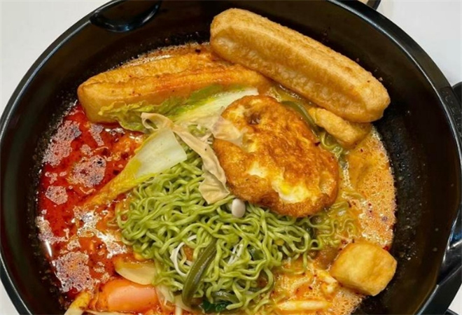 藍(lán)椒麻辣燙
