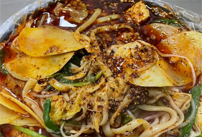 藍(lán)椒麻辣燙