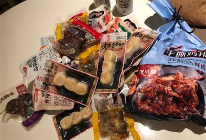 好乡霖休闲食品