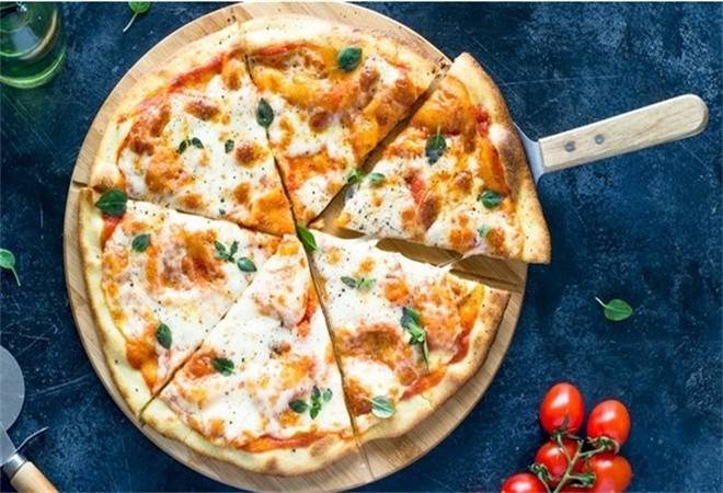 披萨一世手拍披萨