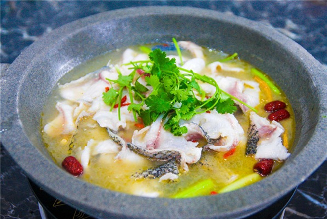 滇君魚味魚火鍋 滇君魚味魚火鍋