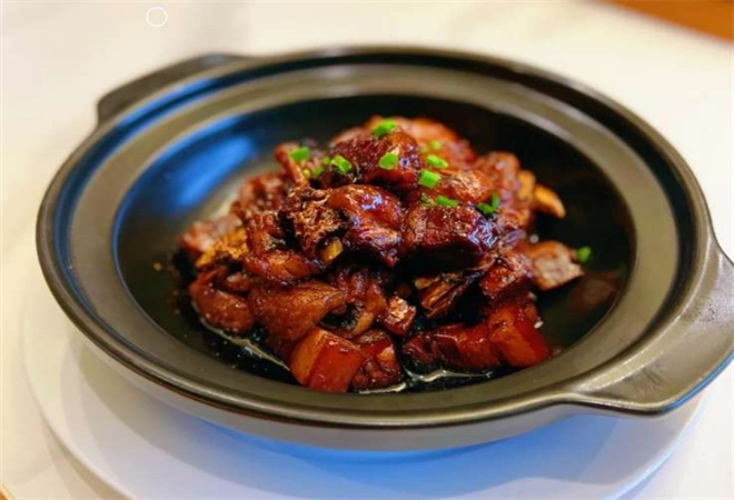 唔哩贊崇明私藏菜加盟