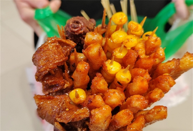 鹵味炸串