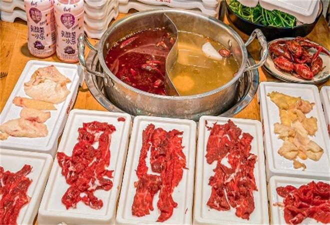 潮牛岛潮汕鲜切牛肉自助火锅