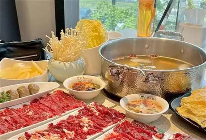 潮牛岛潮汕鲜切牛肉自助火锅