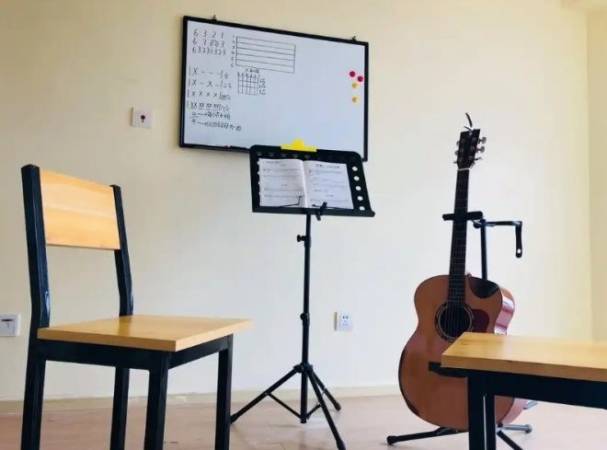 吉他培训班