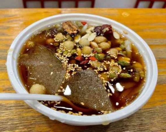 一寸方庭老冰粉