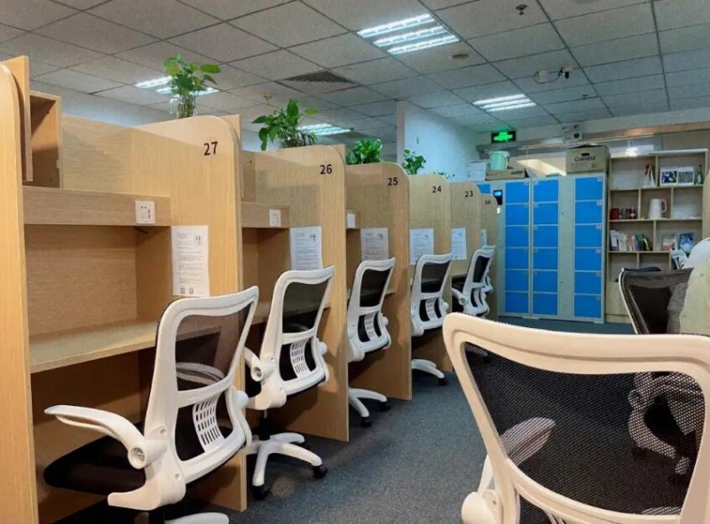 简而优ai智能自习室