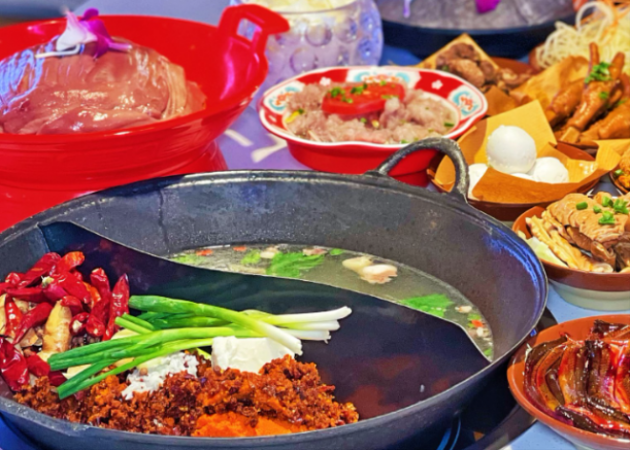 红亮火锅
