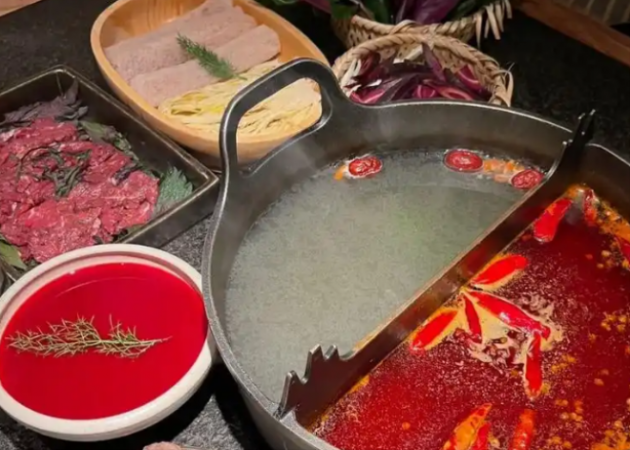 山慢慢跷脚牛肉火锅