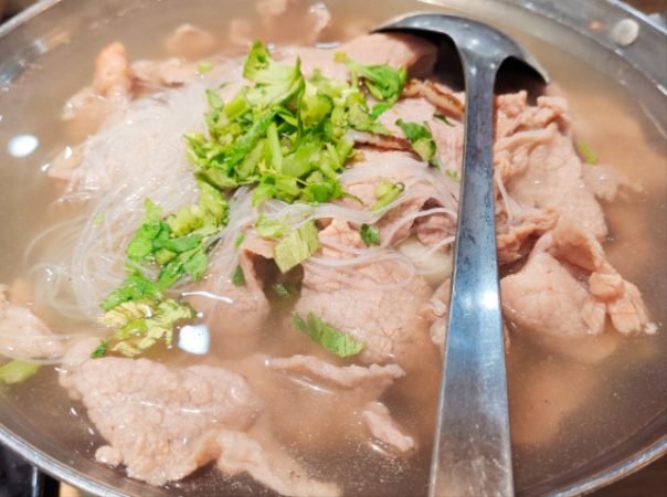 山慢慢跷脚牛肉火锅