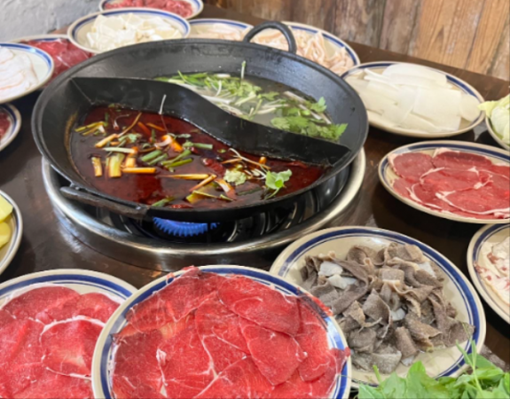 山慢慢跷脚牛肉火锅