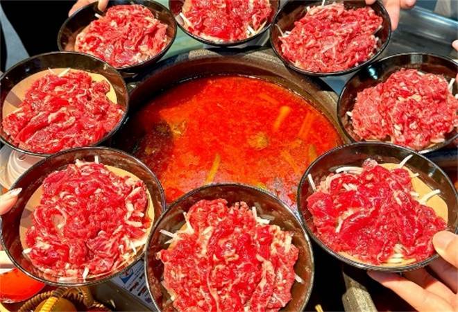 刘一勺贵州酸汤牛肉火锅