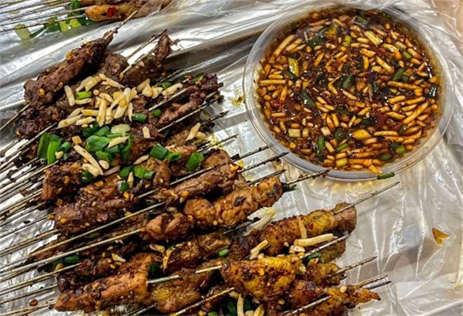 黔仙人酱爆铁签烤牛肉