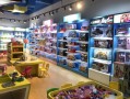 大型玩具店