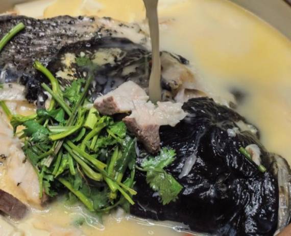 湖边里千岛湖鱼头