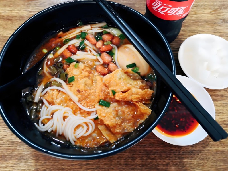 平南爱柳螺蛳粉加盟 平南爱柳螺蛳粉加盟