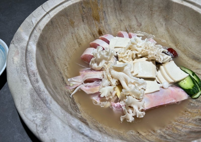 昕時器蒸汽石鍋魚加盟