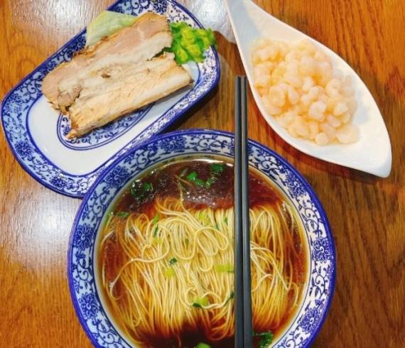 孙盛兴奥灶面馆