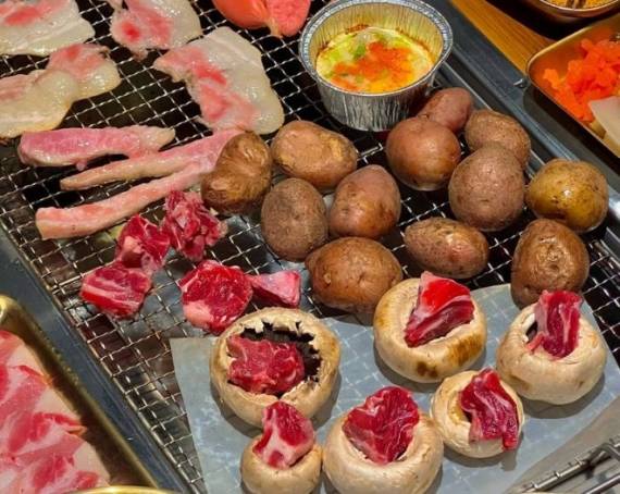 云烧小豆腐云贵特色烤肉