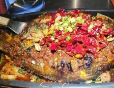 娘亲下厨私房菜地摊烤鱼