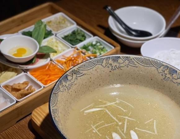 三香缘过桥米线