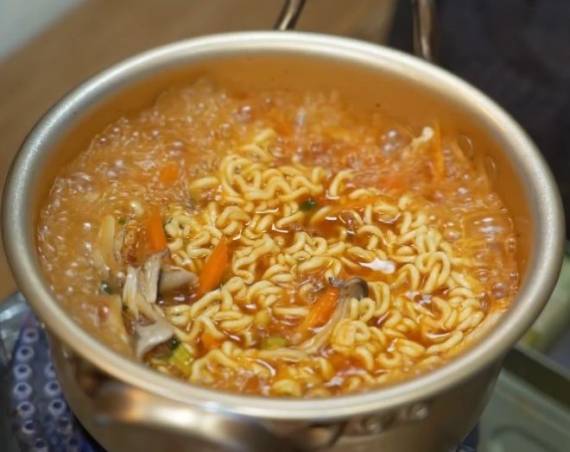韩国泡面
