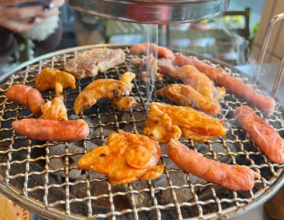 小马扎地摊烤肉