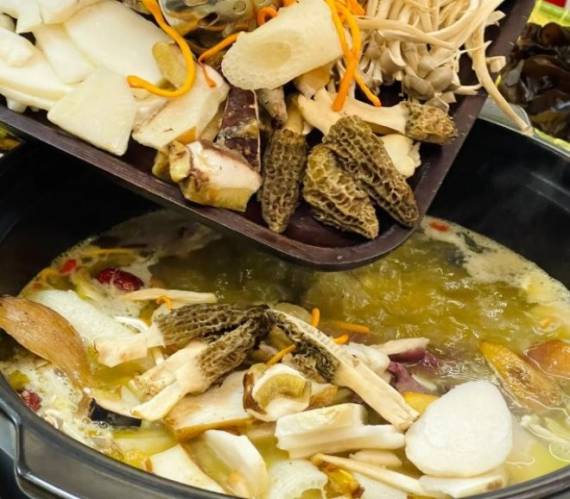 花与菌野生菌火锅