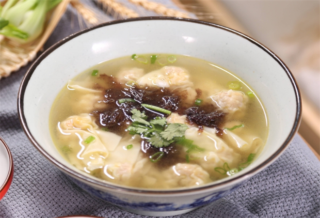 高汤鸡丝馄饨