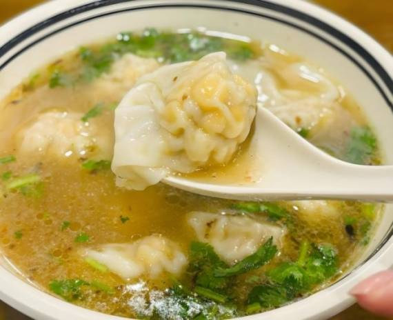 板栗鲜肉馄饨
