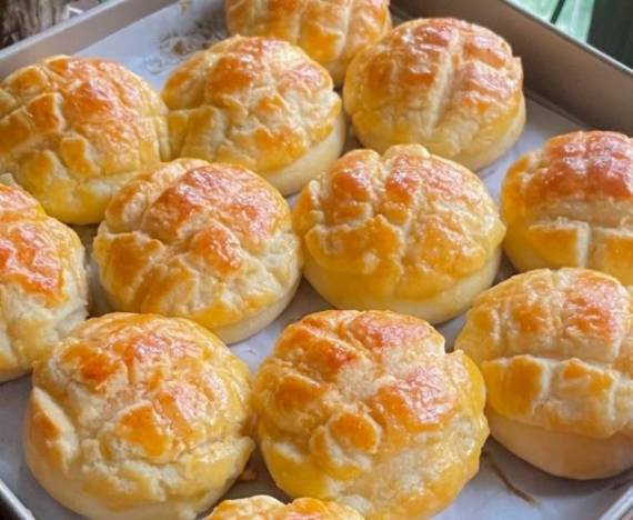 正宗酥皮菠萝包