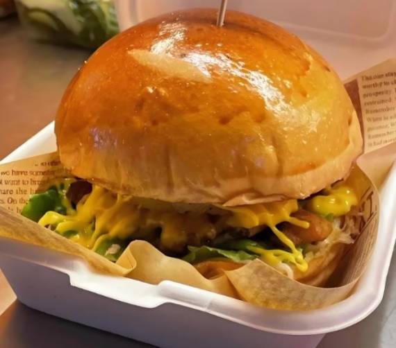 董桂花中国手作汉堡