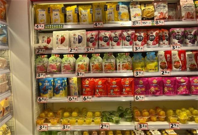 网红食品折扣店