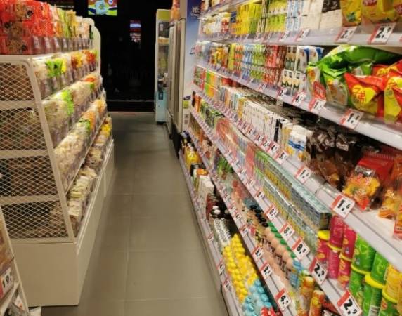 进口食品折扣店