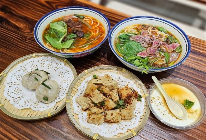 阿秋嫂生烫牛肉米线