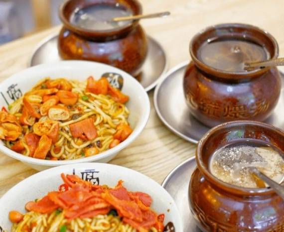 乐满座拌粉瓦罐汤