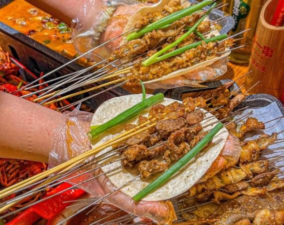 许大亮淄博烧烤