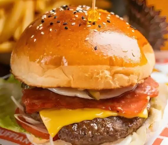 纯手工牛肉汉堡